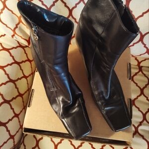 Etienne Aigner leather boots
